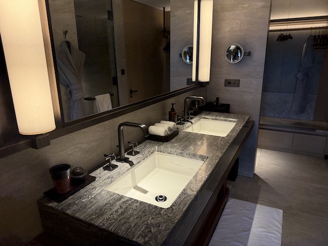 HOTEL THE MITSUI KYOTOの洗面台