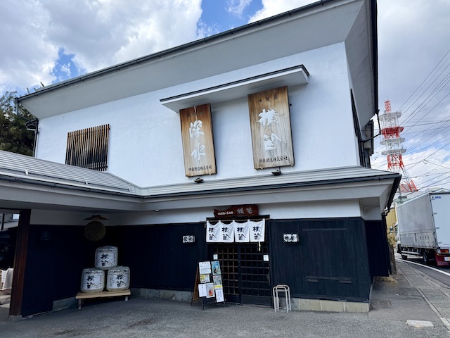 上諏訪にある伊東酒造の外観