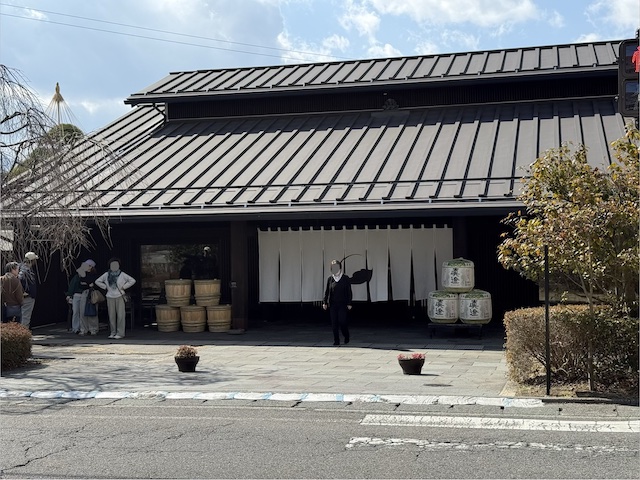 上諏訪にある宮坂醸造の外観