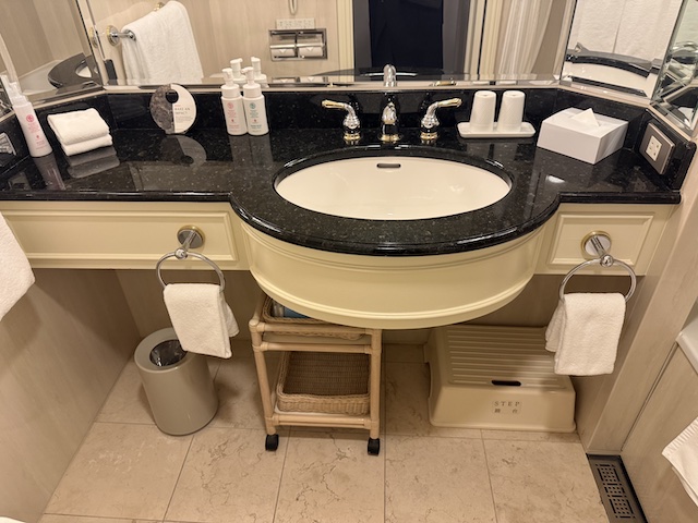 名古屋マリオットアソシアホテルの客室の洗面所